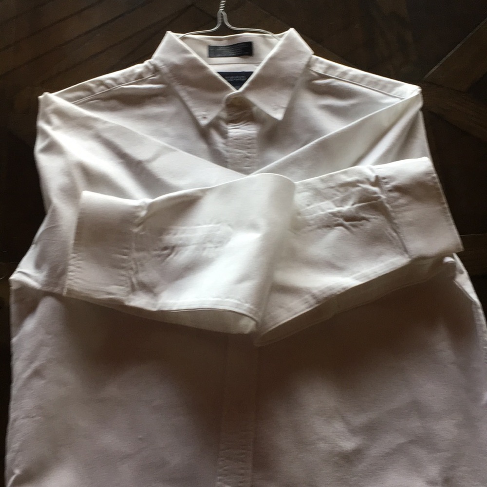 White dress shirt